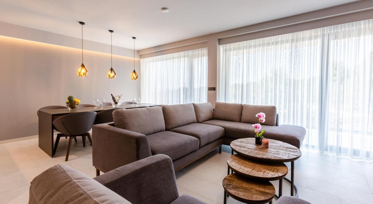 Villa Olea Prestige โพรไมนา ภายนอก รูปภาพ